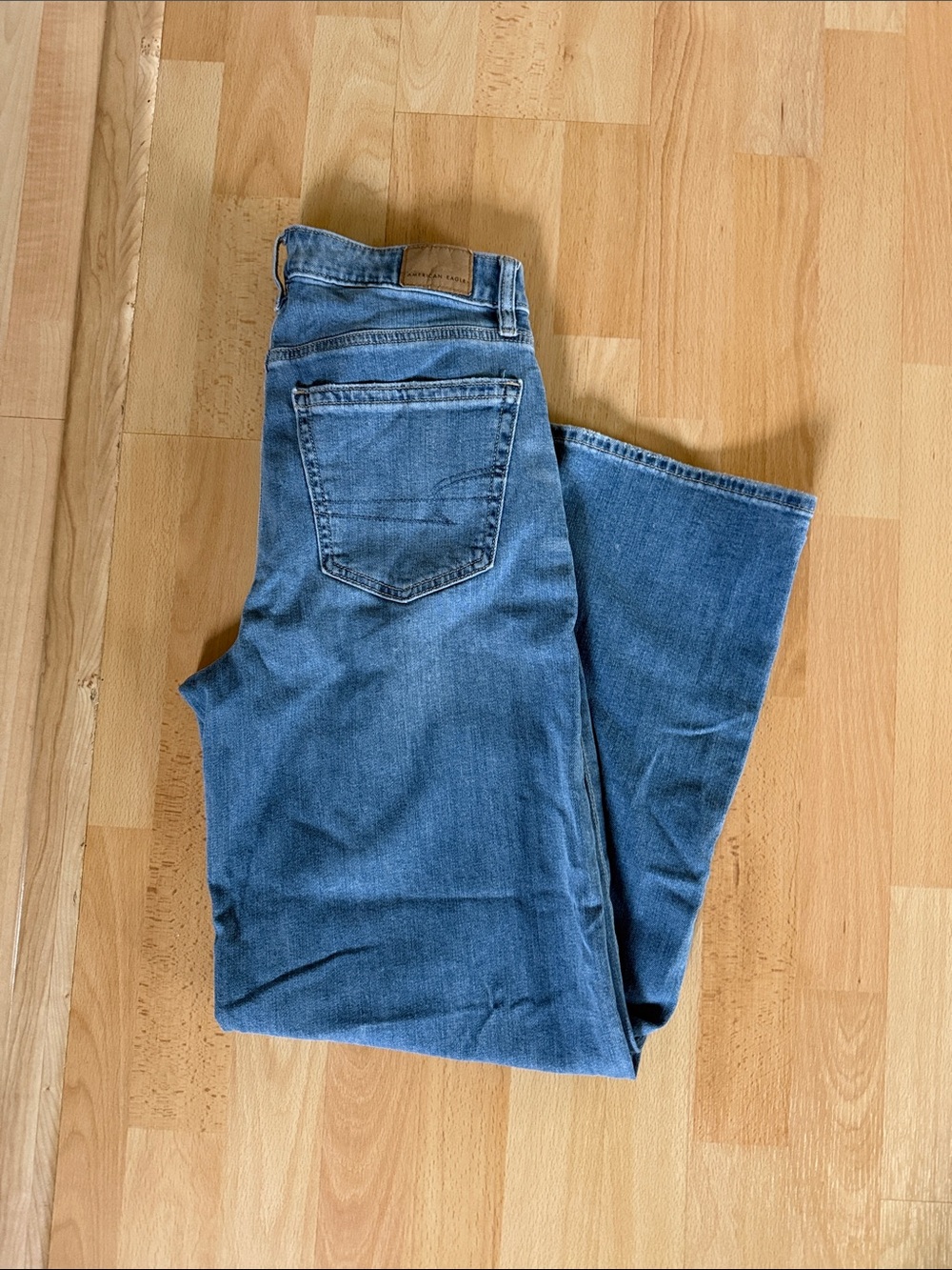 American Eagle Outfitters Women’s Medium Blue Wide Leg Jeans